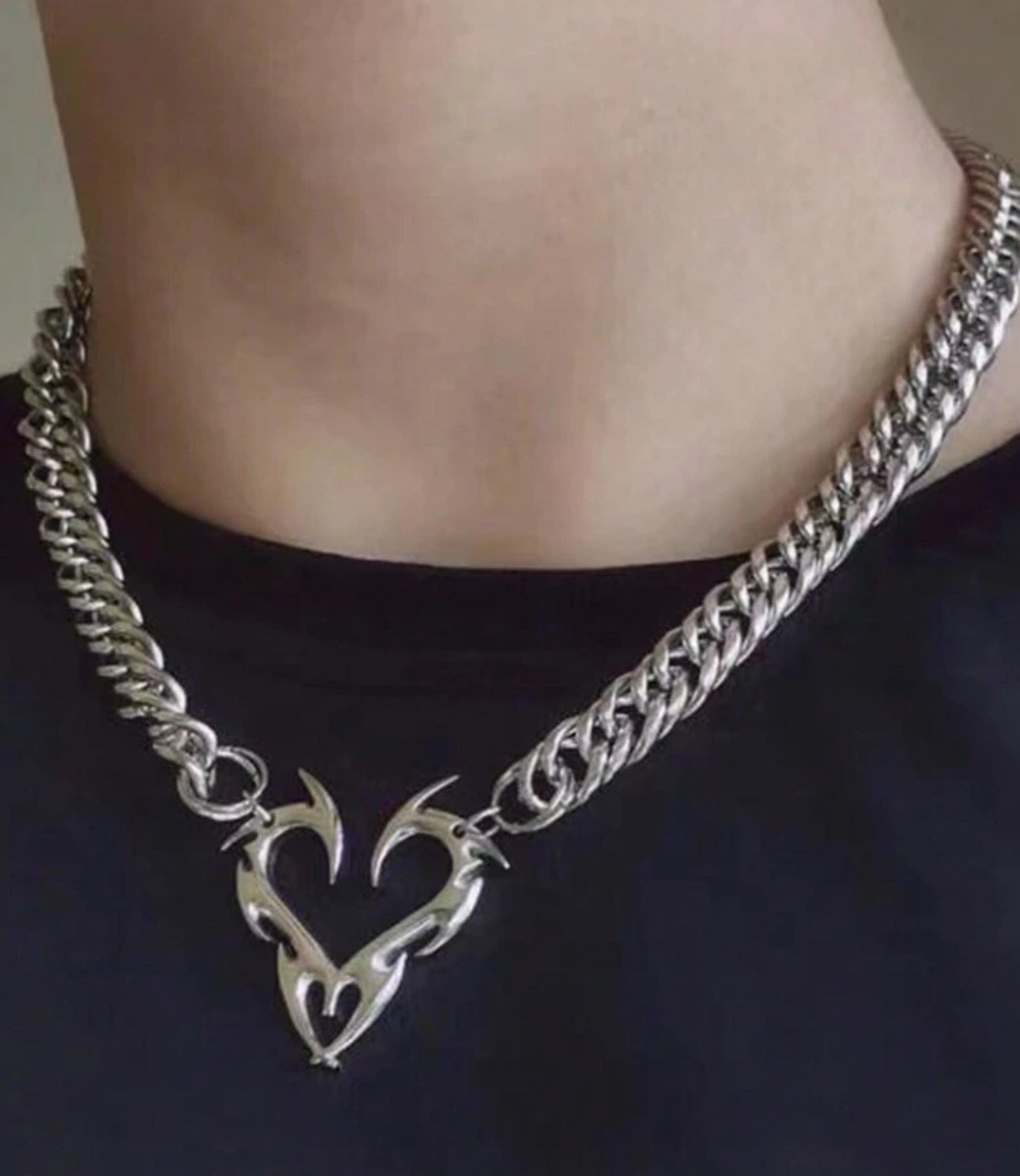 1pc Simple European & American Style Flame Totem & Heart Shaped Personality Boutique Clavicle Necklace